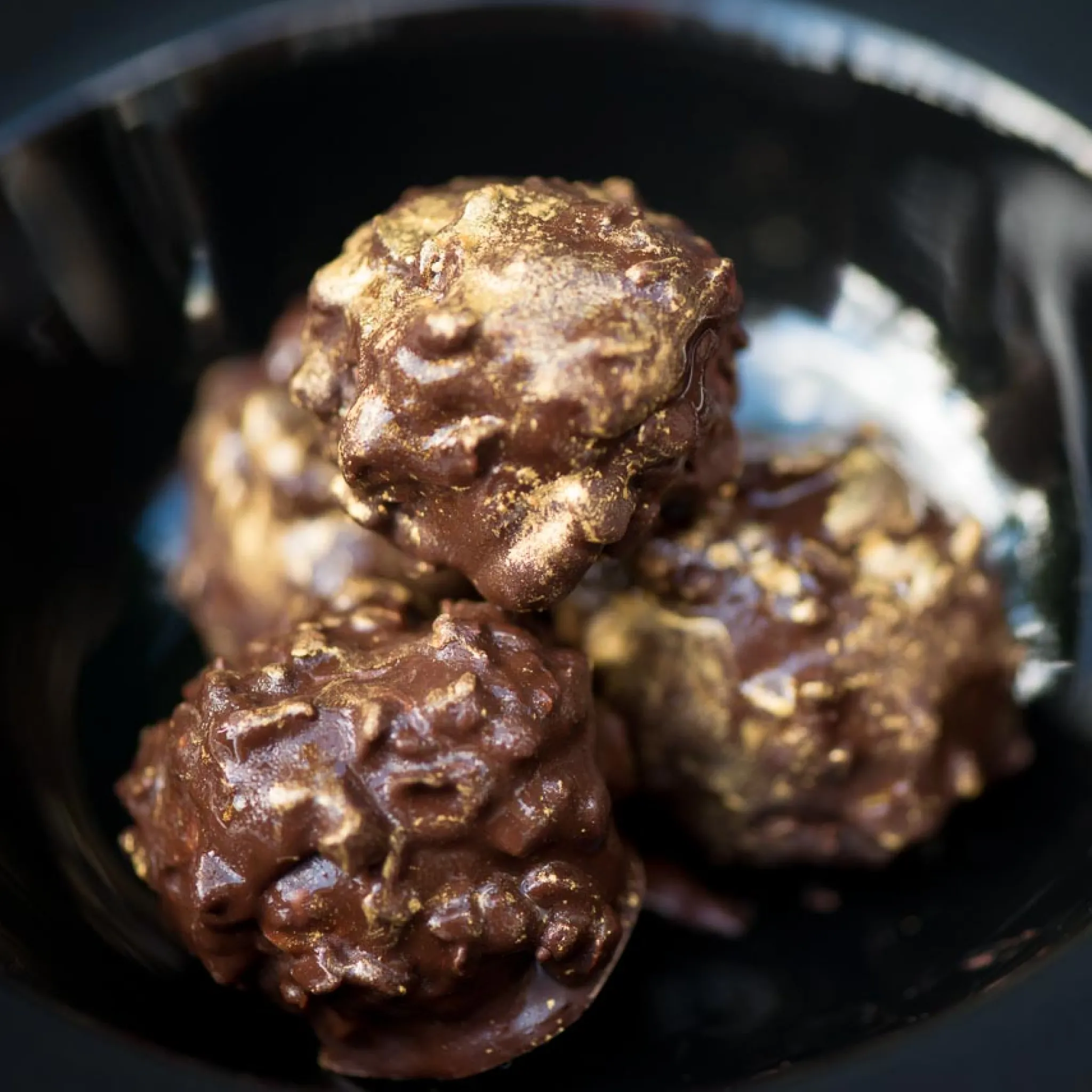 Deco Relief Edible Gold Shimmer Dust, 25g Online