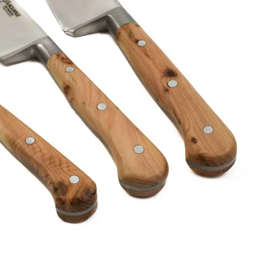 Laguiole en Aubrac Set of 3 Classic Knives in Oak Box, Juniper Best