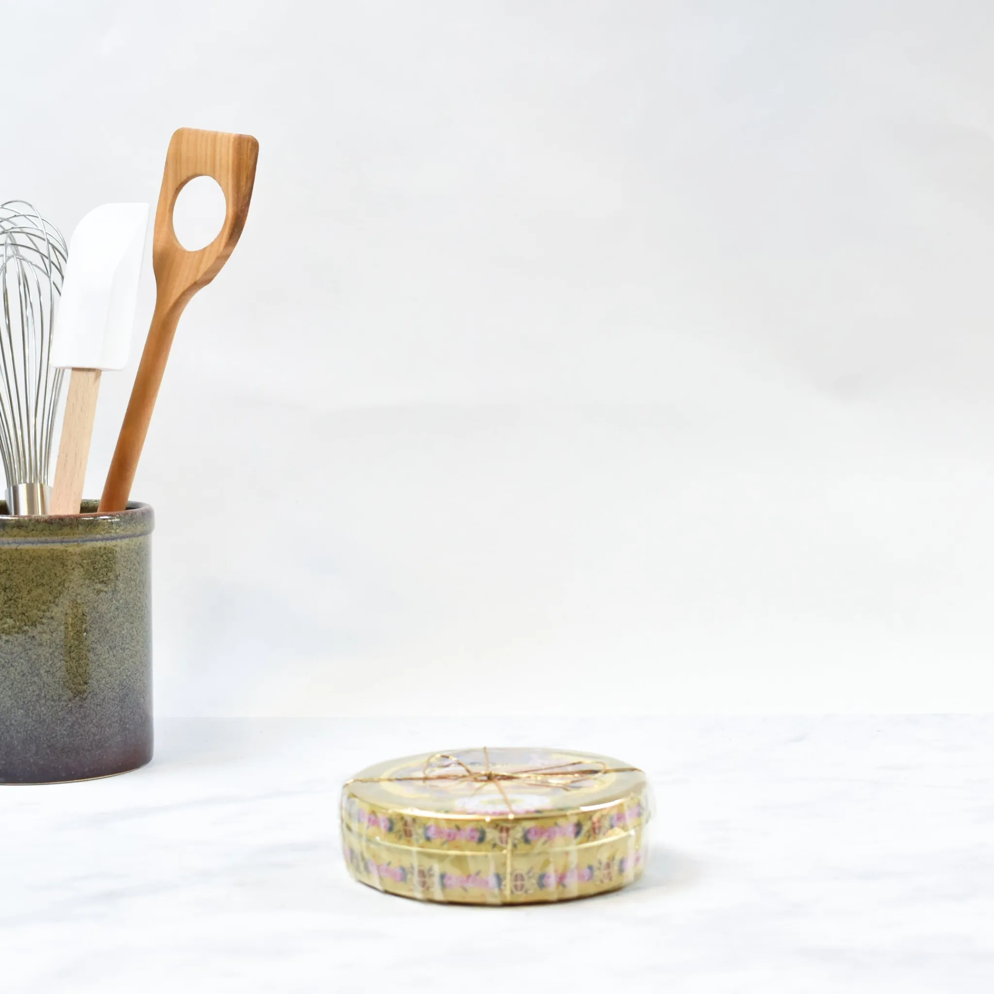 Mazet de Montargis Pralines Tin, 250g Hot