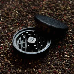 Skeppshult "SPICE" Cast Iron Grinder Hot