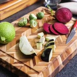 Teakhaus Herringbone Cutting Board Medium Thickness, Medium Hot
